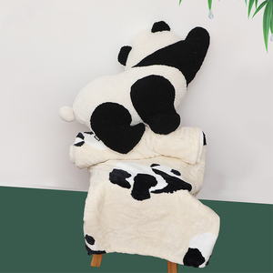 大熊猫靠垫午睡毯抱枕二合一折叠被子抱枕两用女生抱毯沙发空调毯