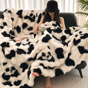 兔毛绒毛毯冬季加厚盖毯办公室午睡毯披肩沙发毯珊瑚绒毯子小被子