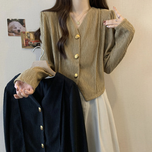 设计感v领长袖衬衫女秋季大码胖mm法式短款遮肉显瘦洋气减龄上衣
