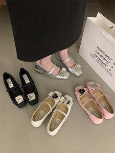 粉色芭蕾鞋2024春秋新款一字带浅口蝴蝶结亮片单鞋女玛丽珍低跟鞋