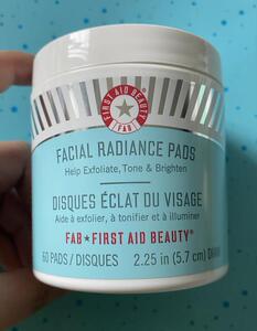 first aid beauty facial radiance pads 急救美人去角质棉片60张