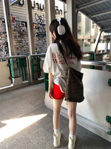 荒荒家 前后印花T恤2024夏季新款韩版宽松显瘦小众设计字母短袖女