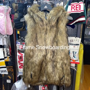 Volcom美国钻石滑雪马甲人造毛皮可套雪服RHEA FAUX FUR VEST