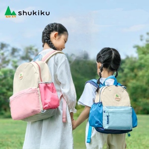 日本SKUKiKU儿童书包幼儿园小学生双肩包男女防走失超轻背包新款