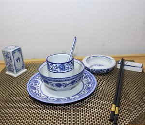 中式青花瓷摆台骨碟垫碟小汤碗粥米饭碗小勺杯子茶壶碟子调料缸