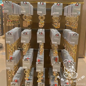 上海迪士尼乐园国内代 26英文字母情侣金属钥匙圈链汽车钥匙扣挂