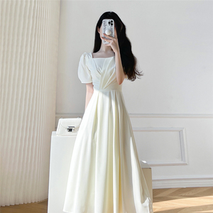 法式白色连衣裙女夏季2024新款方领气质初恋收腰显瘦高级感长裙子