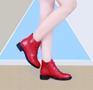 2021春秋季新款女鞋红色平底女靴子真皮短筒靴纯皮加绒短靴马丁靴