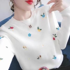 早秋季韩版新款洋气减龄长袖针织衫女装绣花毛衣内搭上衣打底线衫