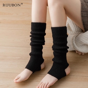 日本代购RUUBON秋冬白色堆堆袜套小腿袜纯色瑜伽护腿袜针织中筒袜