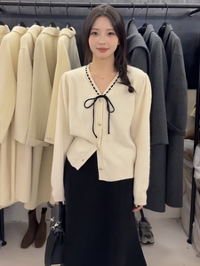 韩版V领针织开衫2023秋季新款女式小个子慵懒风质感外搭毛衣外套