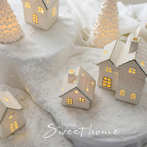 诺琪北欧创意陶瓷小房子发光雪房子场景布置桌面摆件圣诞树装饰品