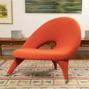 北欧设计师现代简约创意玻璃钢艺术休闲椅网红异形三脚蜗牛单人椅