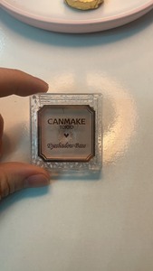 CANMAKE 添亮眼影底膏/眼部打底膏，自己日本专柜买的，