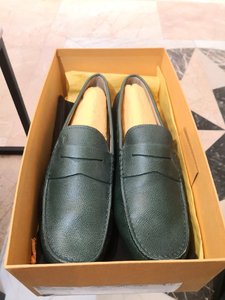 TOD's 墨绿色牛皮豆豆鞋UK9.5 包邮购于mr.por