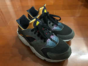 [转卖]腾骏体育耐克Air Huarache Run S…感