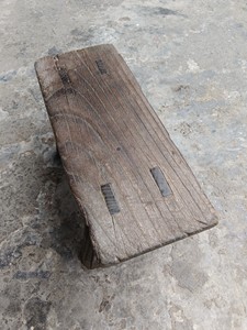 小板凳  长40厘米，宽15.5厘米，高19厘米，民国，老岩