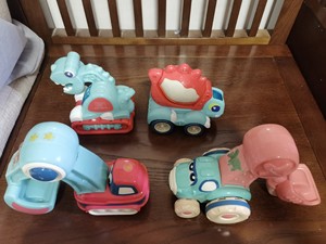 babycare 和mamicare的小汽车玩具，孩子没咋玩