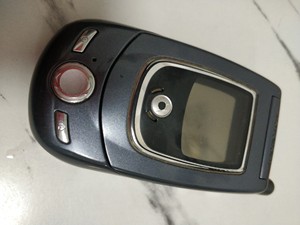 摩托罗拉A768i，怀旧经典手机。能正常开机，不带笔和电池，