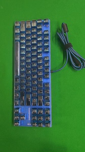 雷神机械键盘，蓝血人k750b，品相好，功能全好用，需要的直