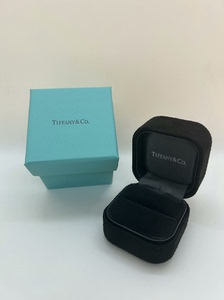 Tiffany蒂芙尼戒指盒 T家钻戒盒子 黑色绒布铁盒首饰包