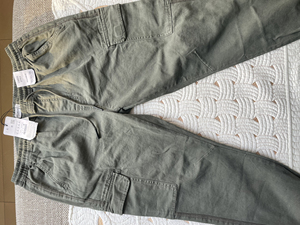 全新 pull bear 工装裤，xl，版型超好，专卖店购买