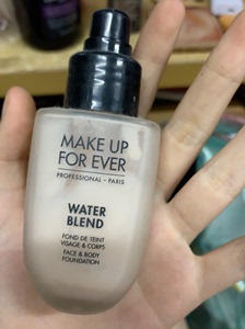 make up forever水粉霜 色号y215余量一半！