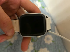 苹果手表watchs8 45mm 银色 嘎嘎新带盒子 不议价