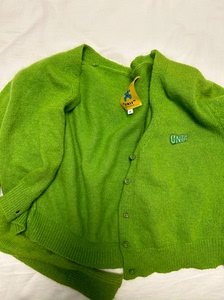 unif 绿色毛衣 xs