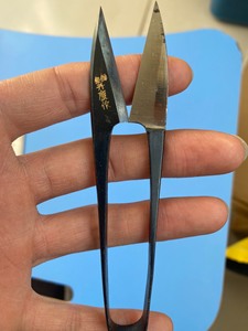 一体纯手工锻打，日本原产剪刀，可剪黑拉鱼具铅皮、线组，90包