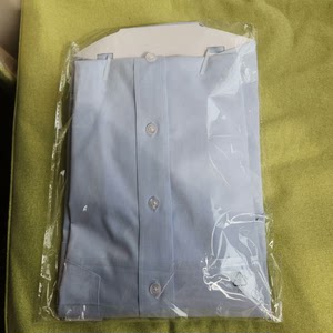 海澜之家圣凯诺男士蓝色衬衫，41码，短袖1件，适合165-1
