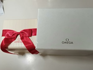 OMEGA欧米茄蝶飞系列手原装正品手表盒，南京新百商店购入