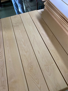 槭木纯实木锁扣原木地板纯本色清漆无醛环保卧室，厂家直售。地暖