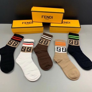 FENDI · 芬迪，FF经典中筒女款袜子【一盒五双】超级经