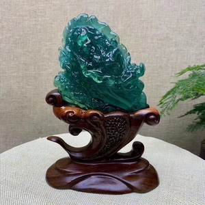 天然绿萤石精雕白菜（百财）摆件 工艺精湛 造型独特， 居家、