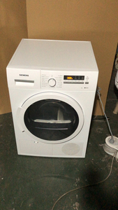 波兰进口西门子家用8公斤冷凝式烘干机干衣机机器成色新，页面实
