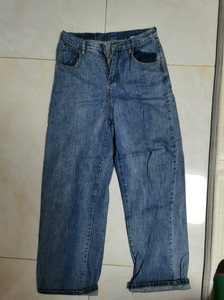 阿希哥同款牛仔裤，修饰腿型， 便宜出。售出不退不换。