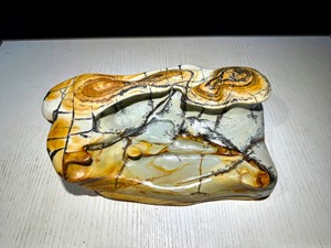 （砚台）广西大化彩玉石精品瓷白玉，此石玉化很高，收藏品，尺寸