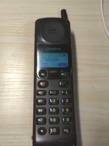 西门子S4老款手机大哥大一套。