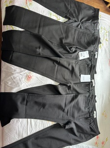 欧时力同公司男装trendiano的女士工裤，版型是九分的，