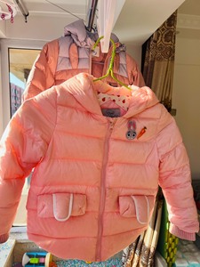 波司登迪士尼儿童系列婴幼儿粉色羽绒服外套
