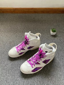 aj6 quai白紫 44.5码 原盒 3副鞋带 好成色 磨