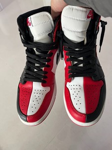 Nike/耐克aj1阴阳黑红鸳鸯芝加哥禁穿42.5码