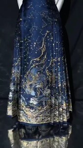 [梦幻星河]妆花织金马面裙，复刻版。满地金，高经面料，4.5