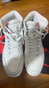 aj1 high og sail米白 两幅鞋带，穿一两次，9