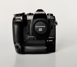 奥林巴斯em1X 微单相机 |高颜值复古微单相机，标价是单机