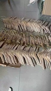 处理处理 20个包邮转让500个实木衣架女装儿童装防滑木质捆