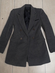 Enc毛呢短款大衣，专柜正品，八成新，160码，款式简单不过