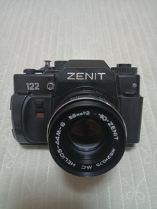 相机：ZENIT 前苏联泽尼特122相机+镜头，泽尼特122