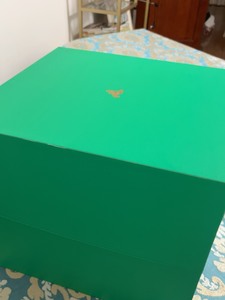 我看到了幸福盒子一个，邮费自理